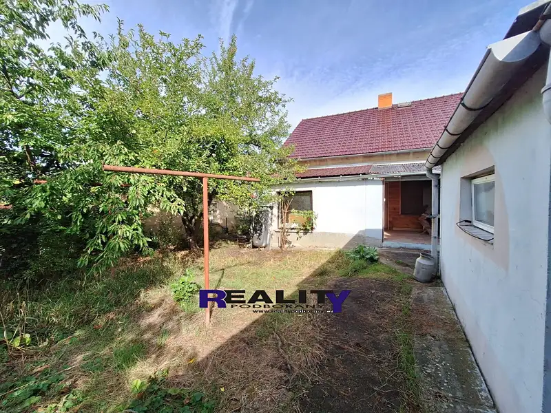 Prodej rodinného domu 227 m², pozemek 191 m², Podbořany – náhled fotky 1