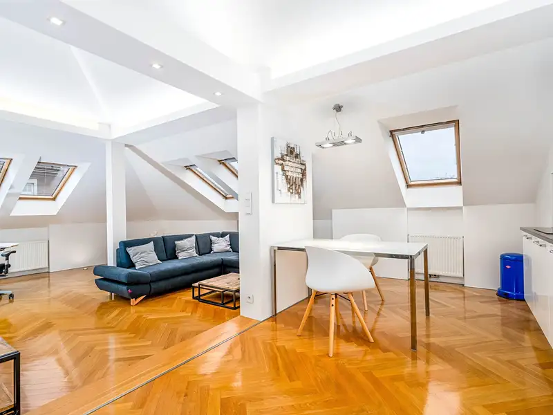 Prodej bytu 2+kk 92 m², Praha – náhled fotky 1