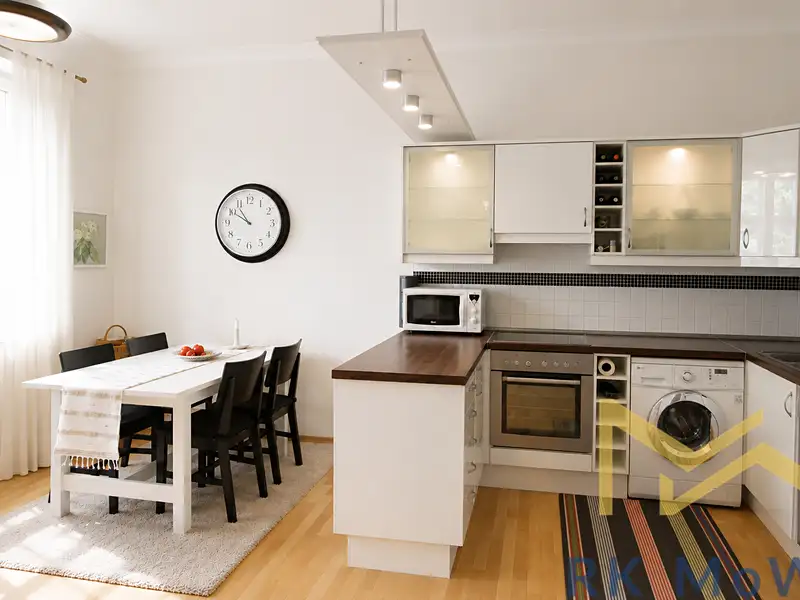 Pronájem bytu 3+1 108 m², Praha – náhled fotky 3