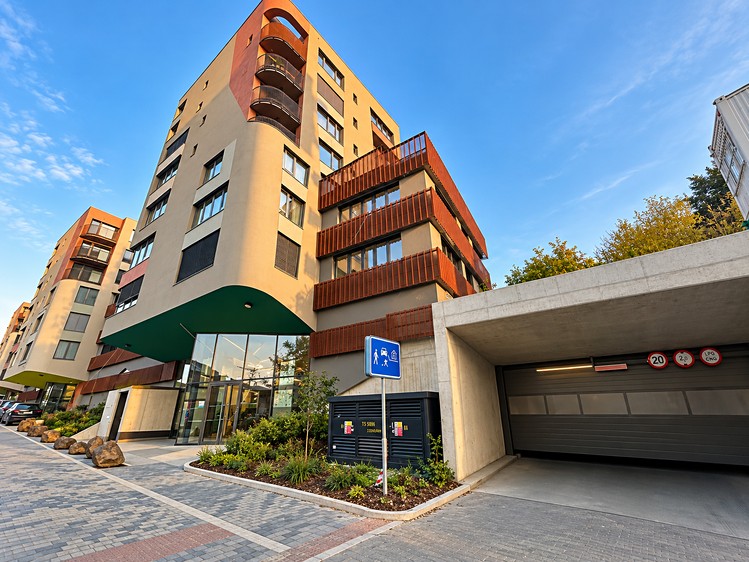 Pronájem bytu 4+kk, 119 m² (5 z 33)