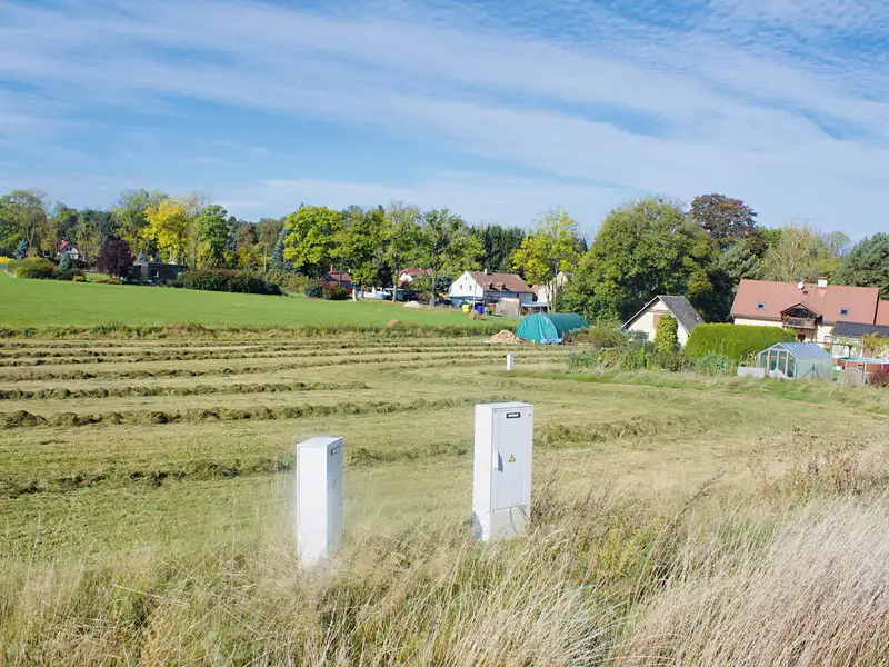 Prodej stavebního pozemku 1783 m², Krásný Les – náhled fotky 2