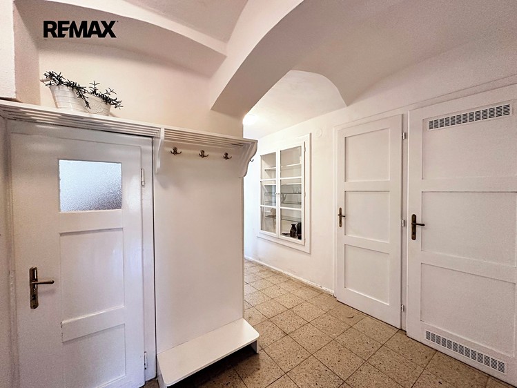 Prodej komerčního prostoru, 804 m² (32 z 51)