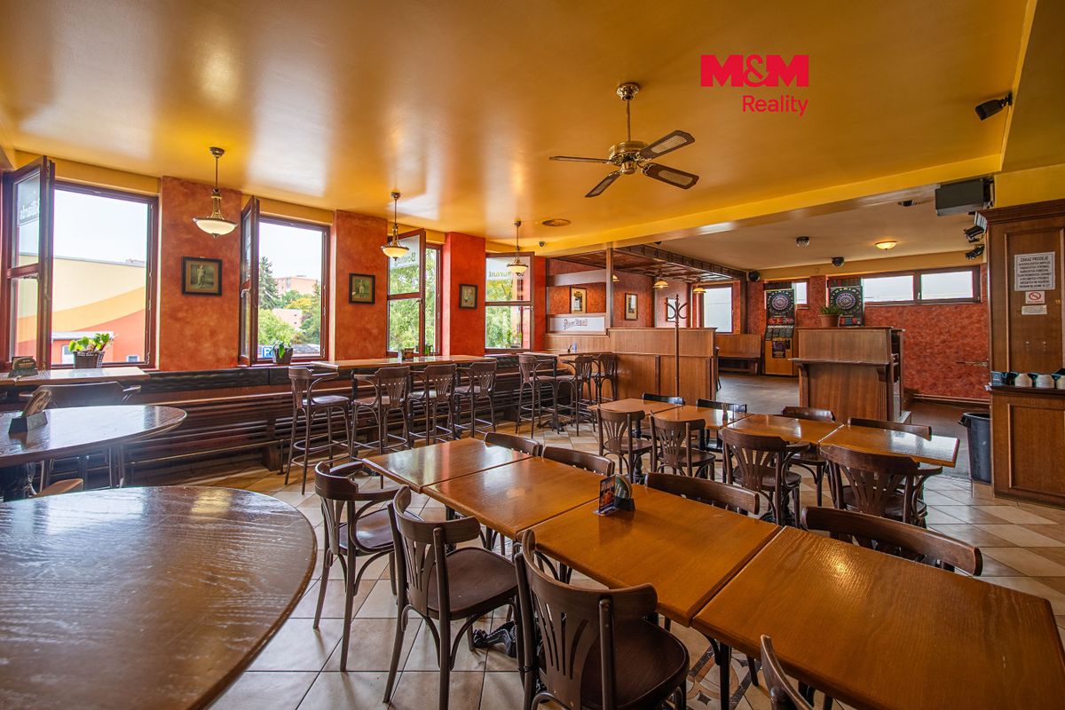 Pronájem restaurace 400 m², Most – fotka 1 z 3