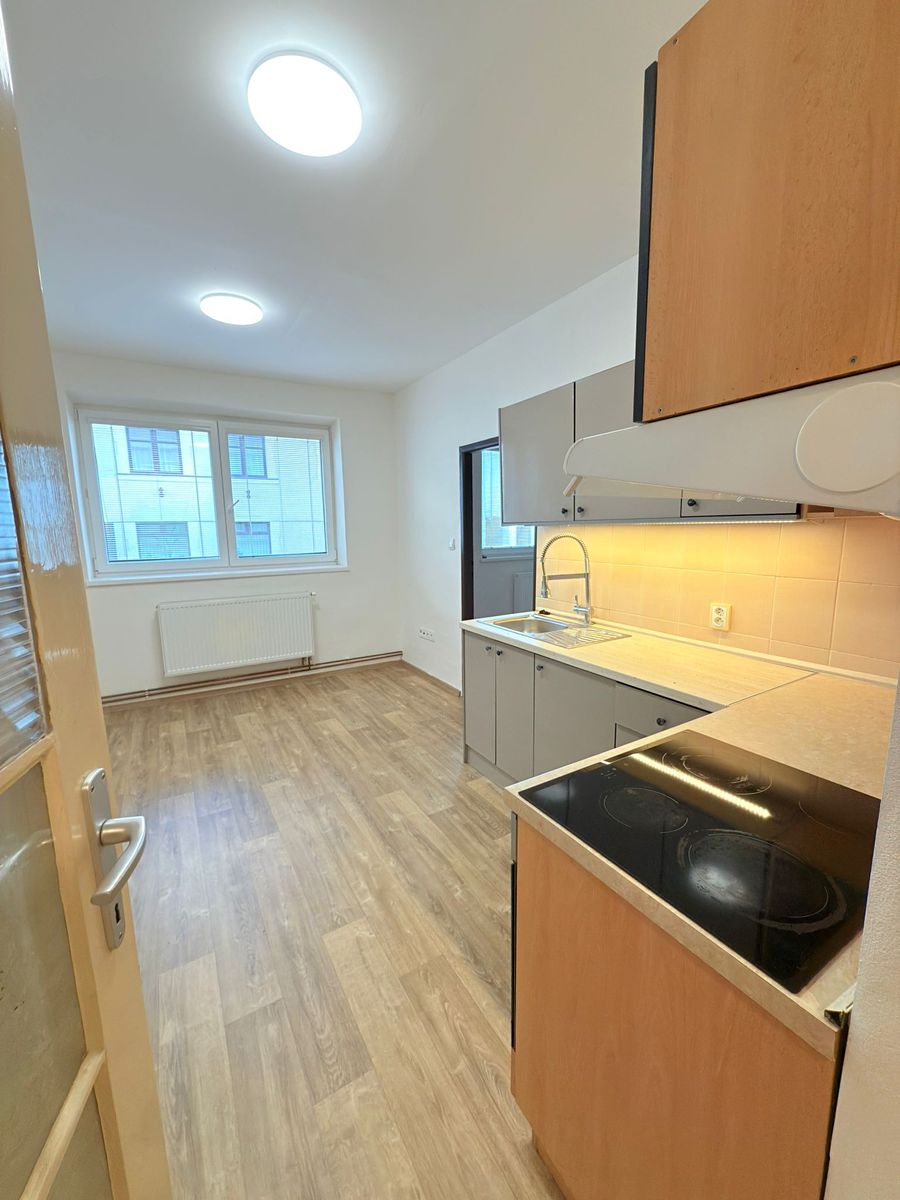 Pronájem bytu 2+kk 50 m², Náchod – fotka 1 z 3
