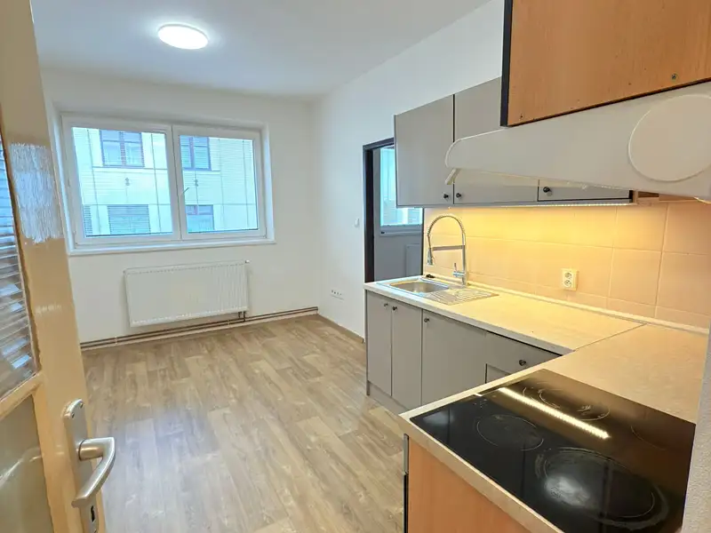 Pronájem bytu 2+kk 50 m², Žižkova, Náchod