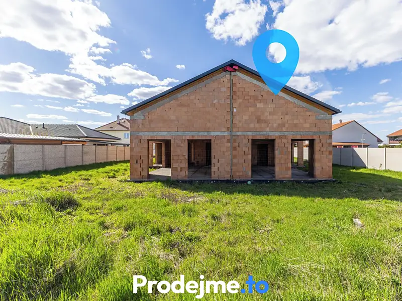 Prodej rodinného domu 182 m², pozemek 525 m², Hevlín – náhled fotky 2