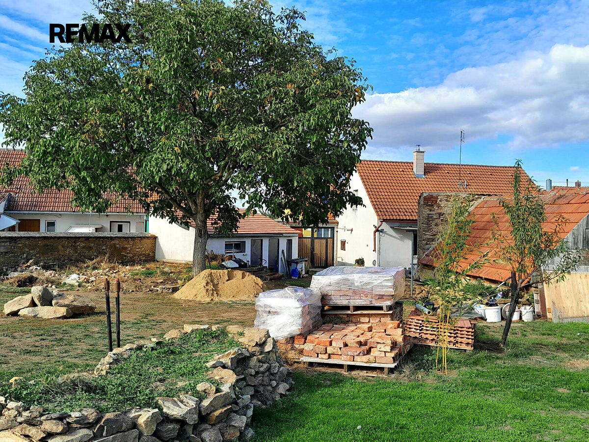 Prodej rodinného domu 90 m², pozemek 3152 m² – fotografie 4