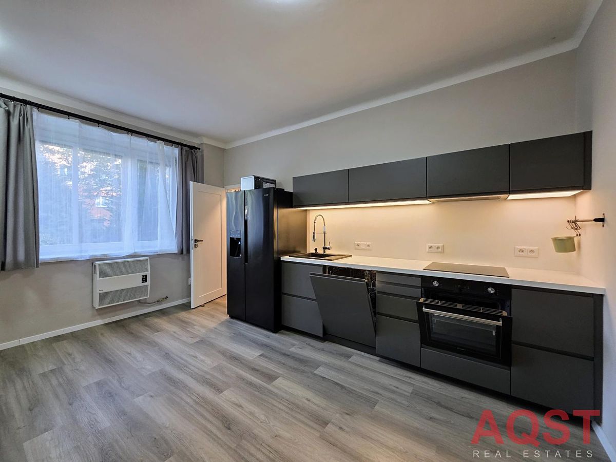 Pronájem bytu 2+kk 49 m² – fotografie 5