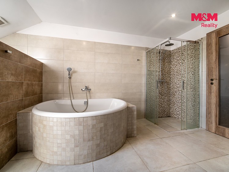 Комерційне приміщення на продаж, 290 м² (23 з 30)