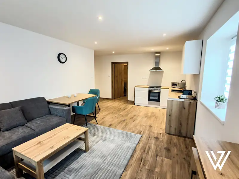 Pronájem bytu 2+kk 35 m², Kadaň – náhled fotky 2