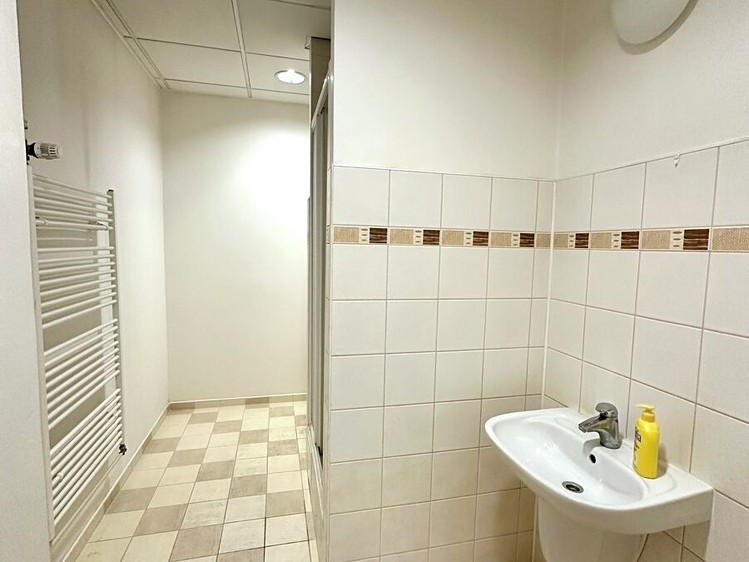 Комерційне приміщення в оренду, 41 м² (6 з 7)