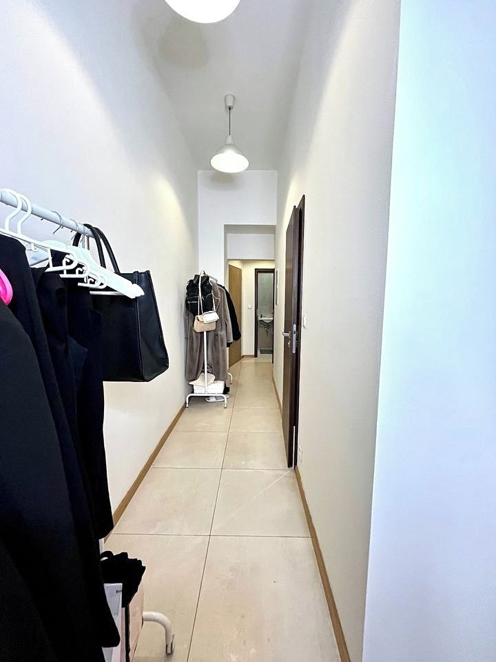 Pronájem bytu 1+kk 35 m² – fotografie 4