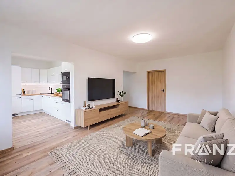Pronájem bytu 2+1 58 m², Ostrava – náhled fotky 1