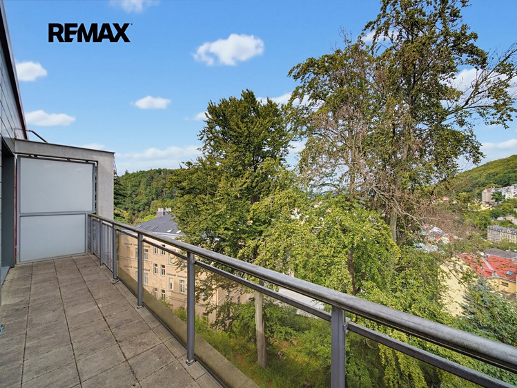 Prodej bytu 4+kk, 171 m² (34 z 45)