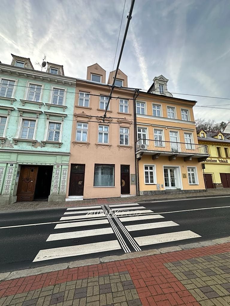 Prodej bytu 3+1 99 m², Teplice – fotka 1 z 3