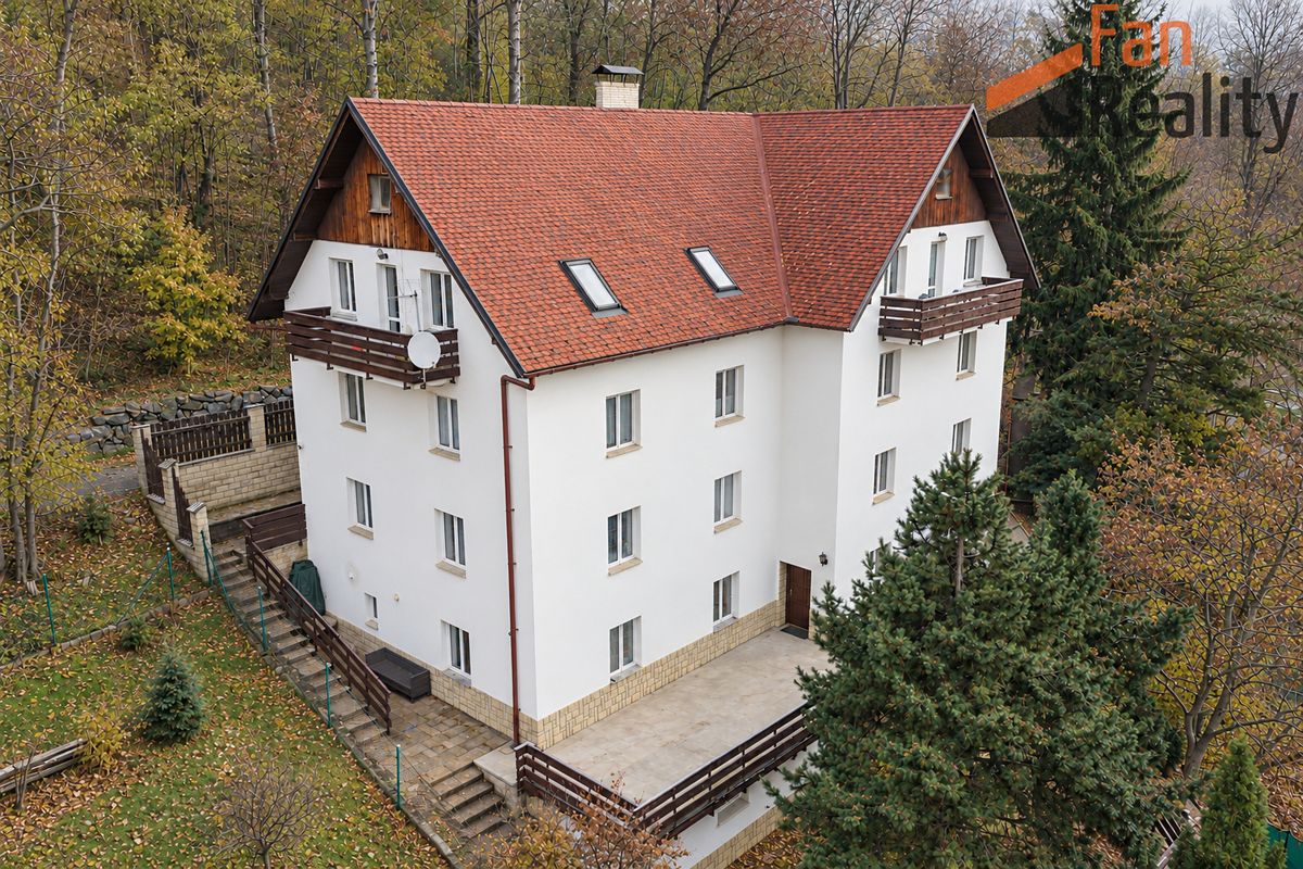 Prodej bytu 2+kk 45 m², Praha – fotka 1 z 3