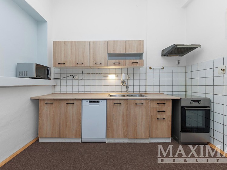 Комерційне приміщення на продаж, 216 м² (15 з 30)