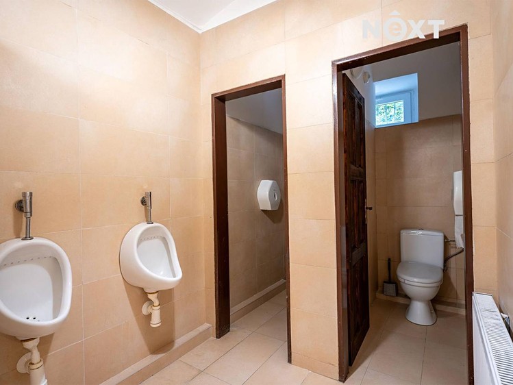 Prodej komerčního prostoru, 204 m² (14 z 16)