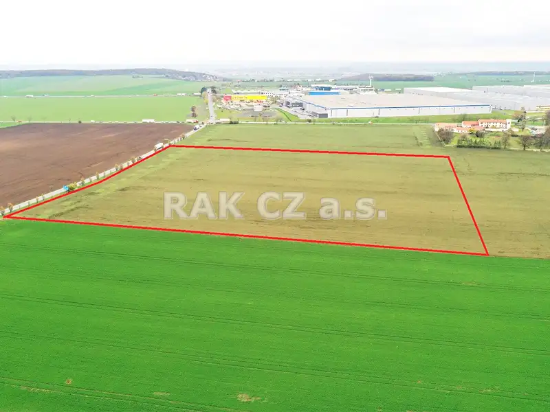Prodej pole 65213 m², Klecany – náhled fotky 1