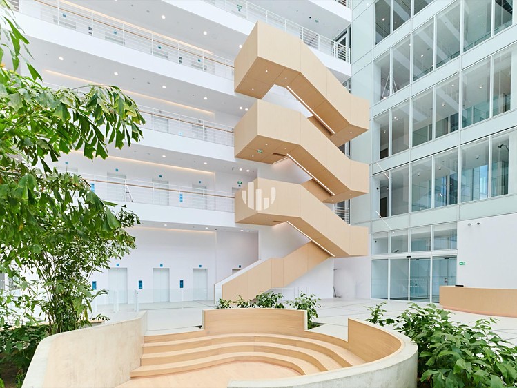 Комерційне приміщення в оренду, 392 м² (2 з 10)