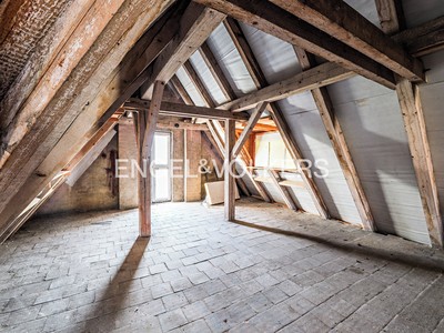 Нерухомість на продаж, 110 м² (2 з 5)