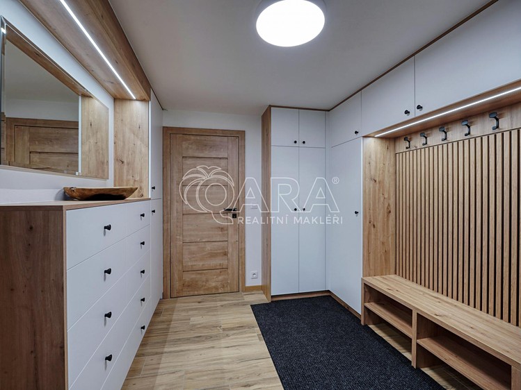 Будинок на продаж, 350 м² (34 з 50)