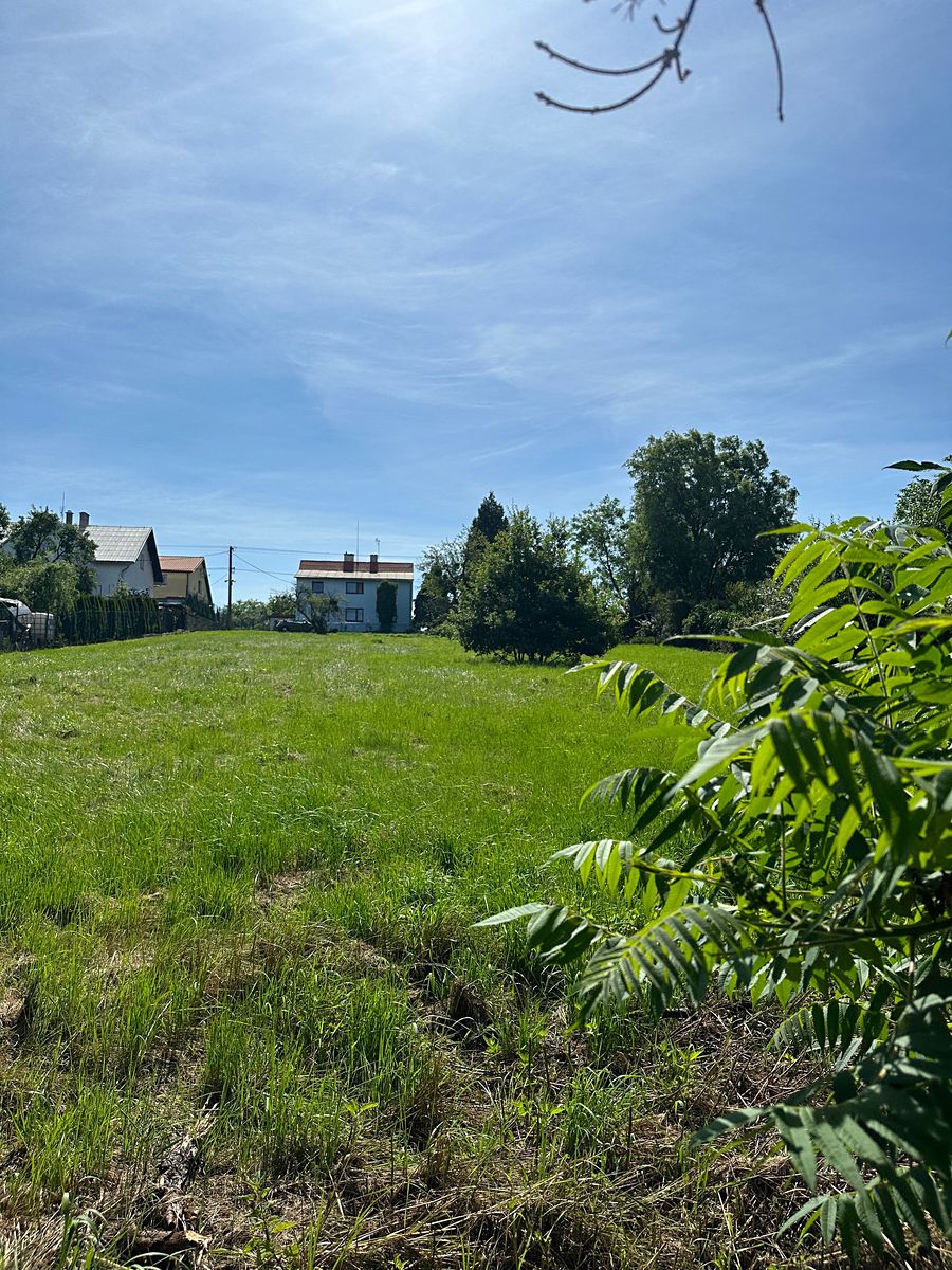 Prodej stavebního pozemku 1088 m² – fotografie 2