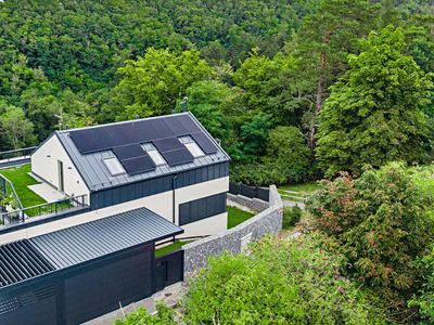Prodej rodinného domu 304 m², pozemek 362 m²