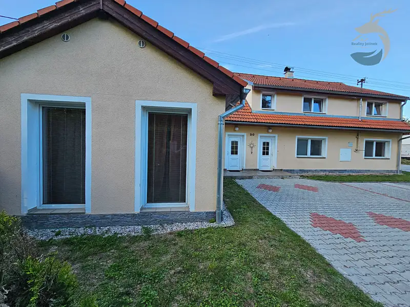 Prodej rodinného domu 270 m², pozemek 2330 m², Sušice – náhled fotky 3