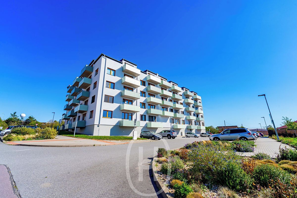 Pronájem bytu 3+kk 71 m²