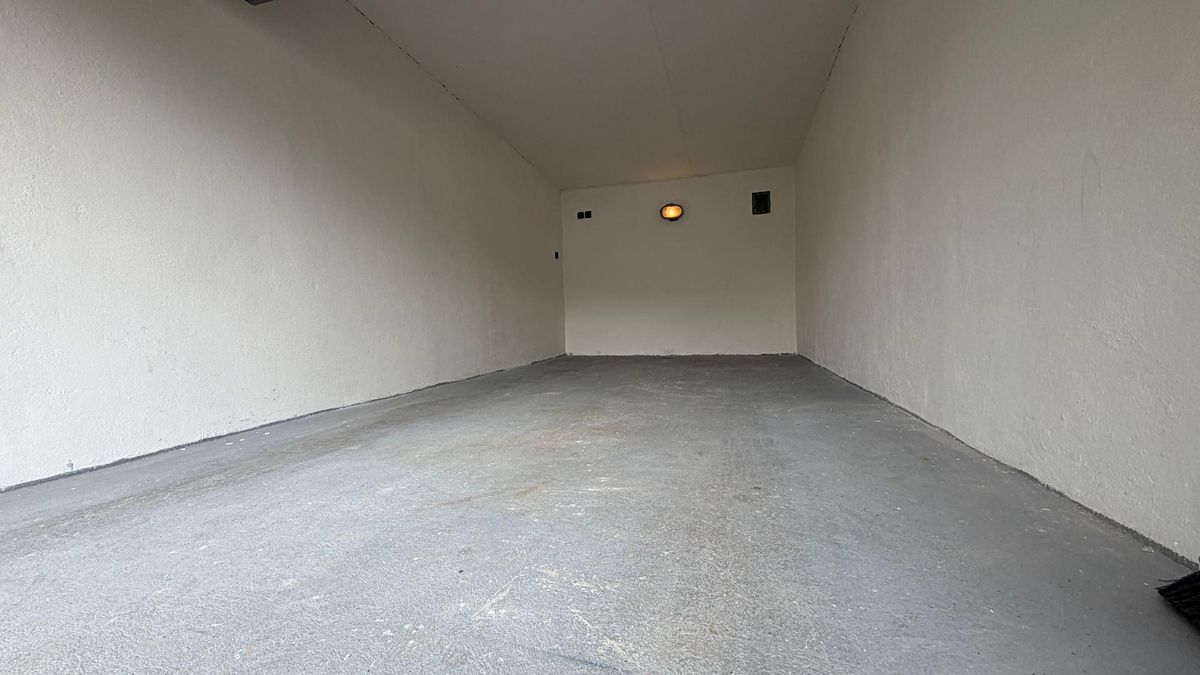 Prodej garáže 16 m² – fotografie 4