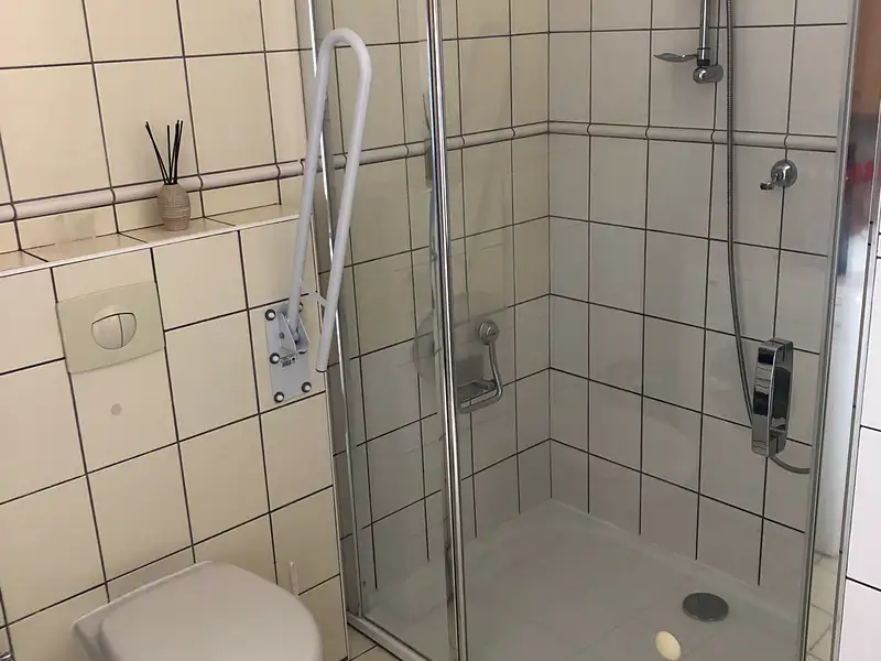 Pronájem bytu 3+1 89 m², Hradec Králové – náhled fotky 2