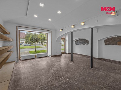 Haus zum Kauf, 180 m² (2 von 30)