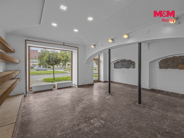 Haus zum Kauf, 180 m² (2 von 30)