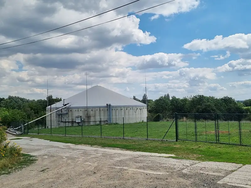 Prodej výrobní haly, prostoru 15000 m², Velký Borek – náhled fotky 3