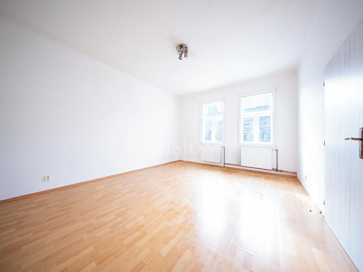 Квартира 4+1 в оренду, 72 м² (8 з 12)