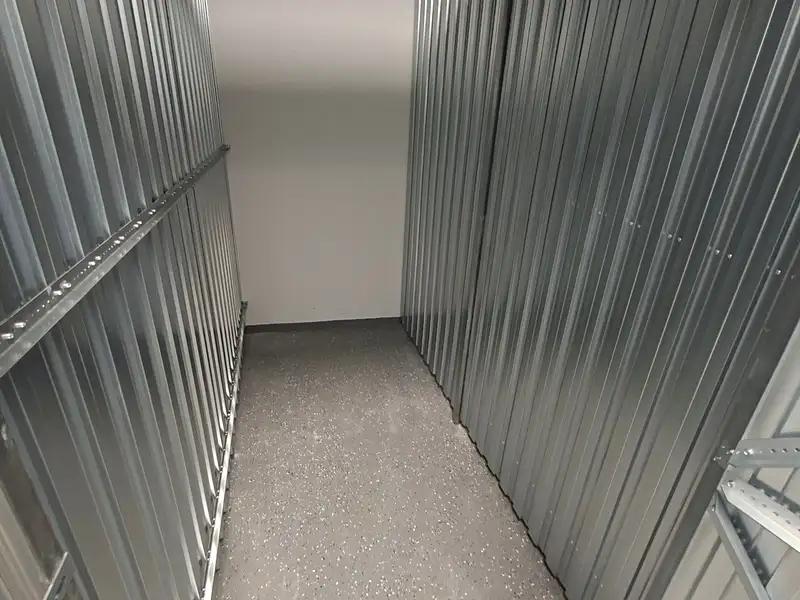 Pronájem skladového prostoru 30 m², Kolín – náhled fotky 1