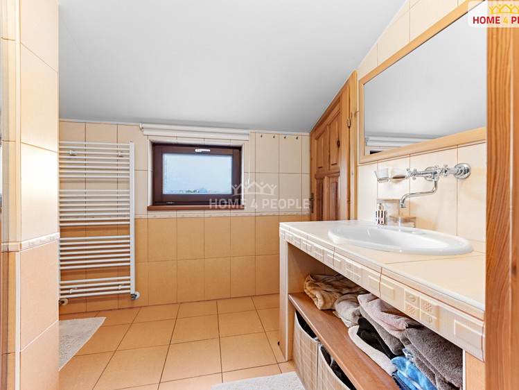 Prodej domu, 258 m² (40 z 58)