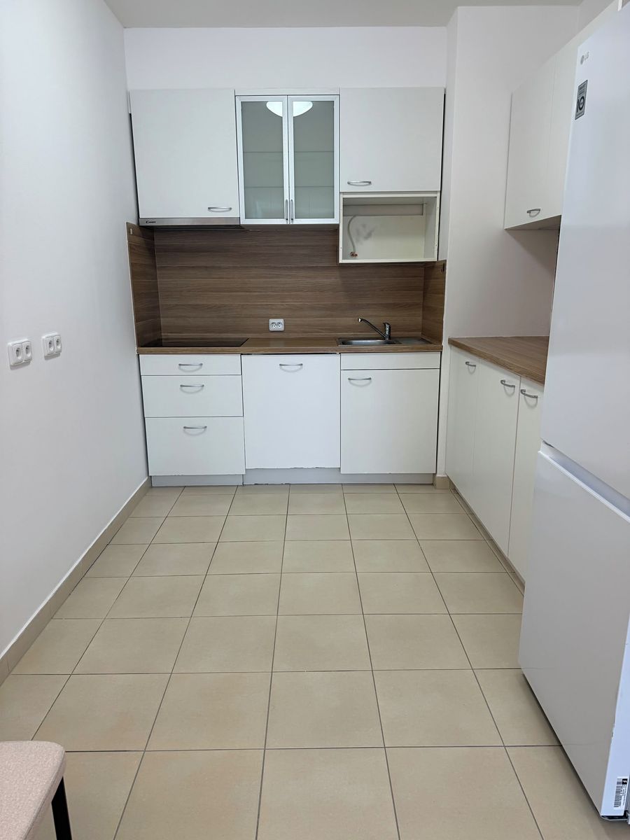 Pronájem bytu 2+kk 57 m² – fotografie 4