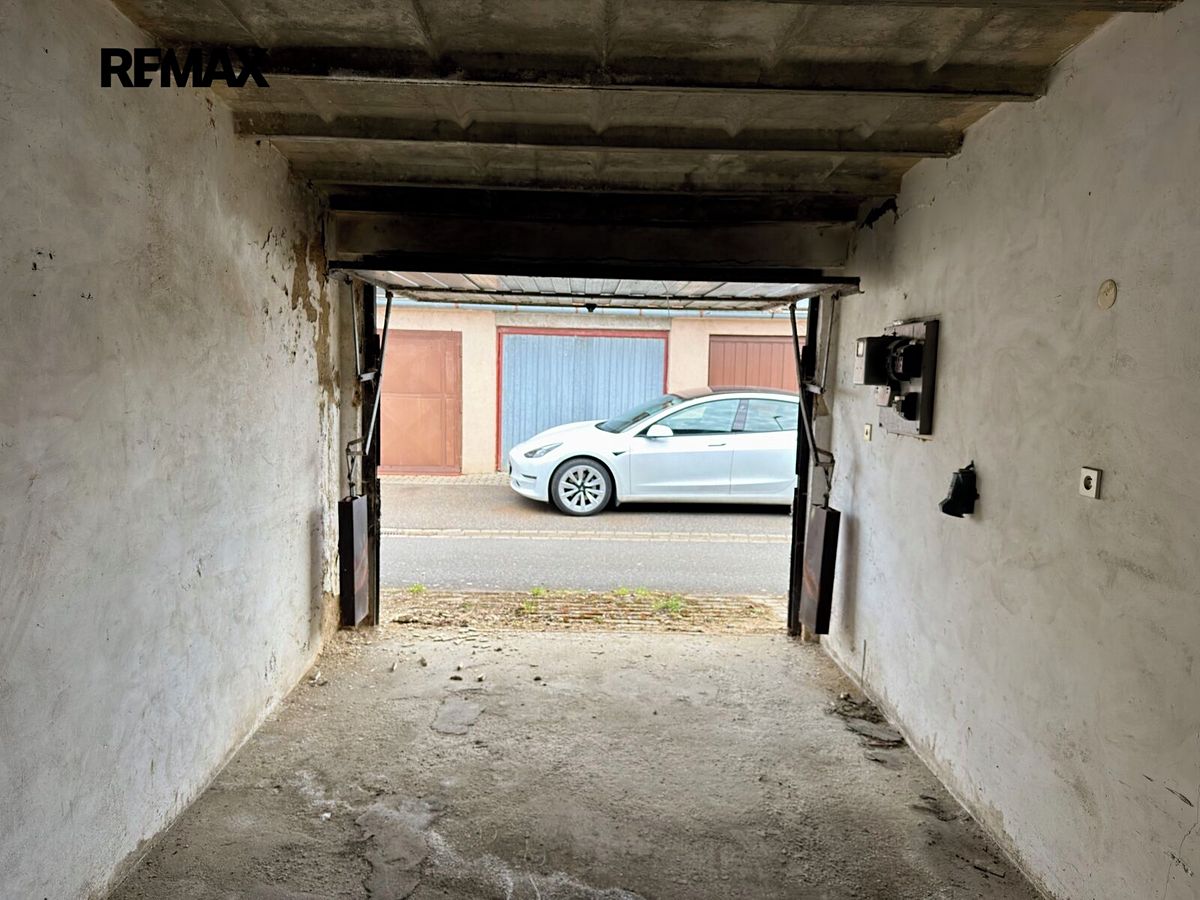 Prodej garáže 18 m² – fotografie 4