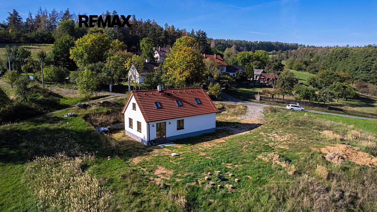 Pronájem rodinného domu 142 m², pozemek 99 m² – fotografie 4