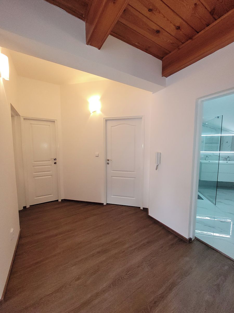 Pronájem bytu 2+1 105 m² – fotografie 5