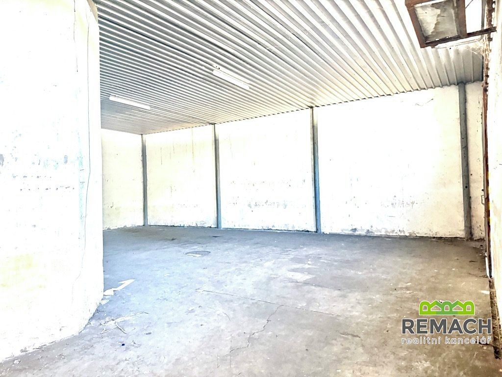 Pronájem skladového prostoru 169 m² – fotografie 2