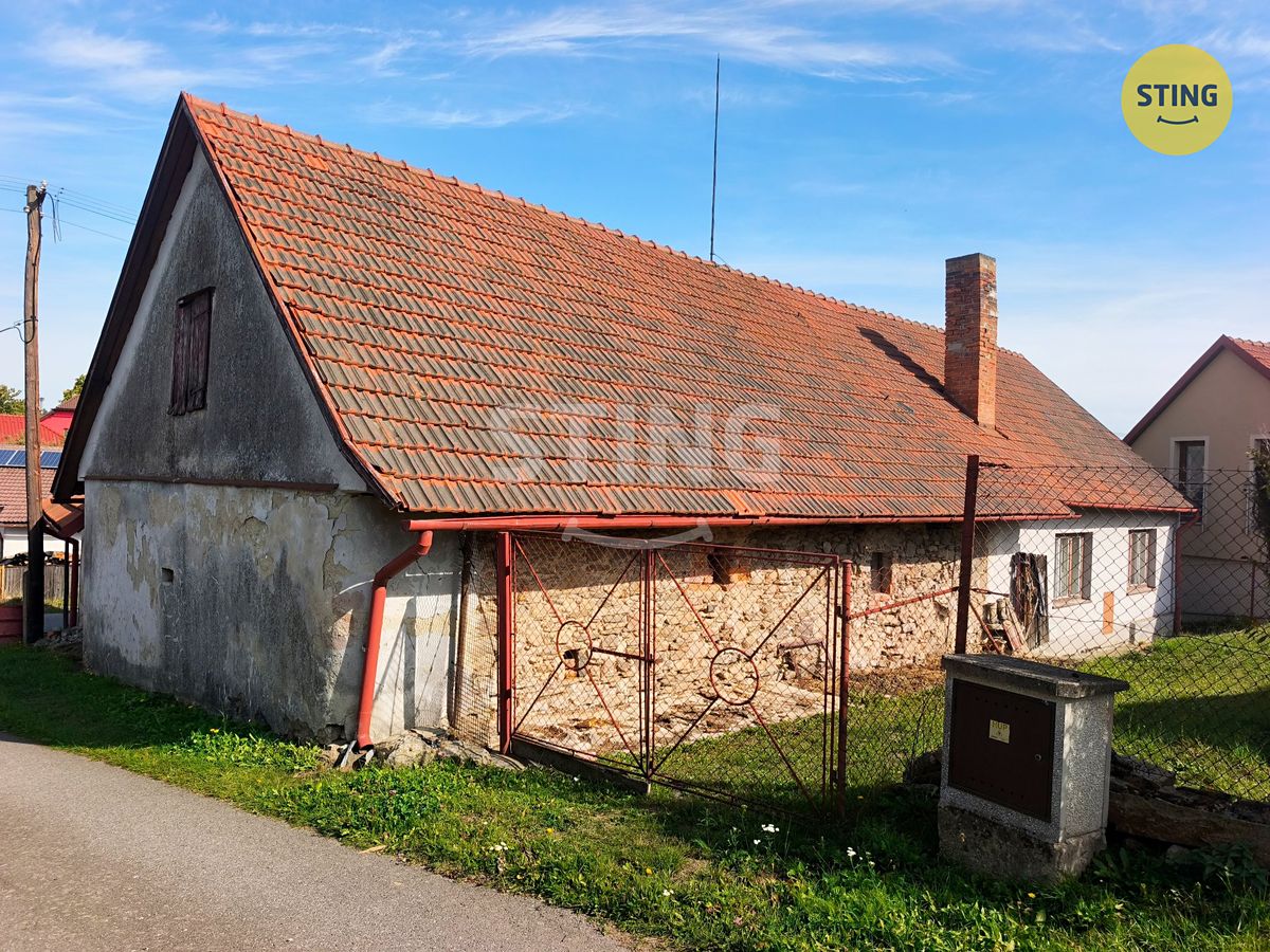 Prodej rodinného domu 180 m², pozemek 535 m² – fotografie 4