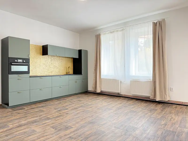Pronájem bytu 2+kk 61 m², Jilemnice – náhled fotky 1