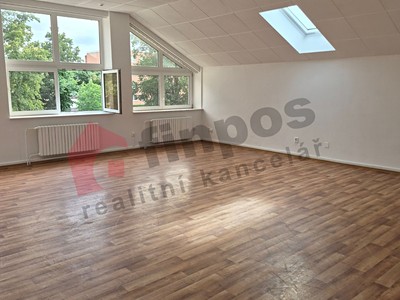 Комерційне приміщення в оренду, 100 м² (2 з 6)