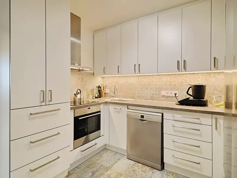 Prodej bytu 5+kk 90 m², Praha – náhled fotky 1