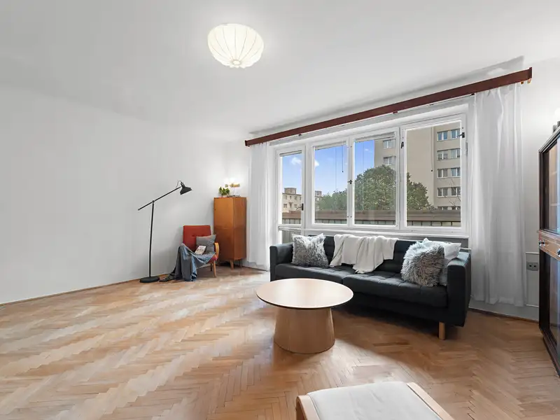 Pronájem bytu 4+kk 70 m², Praha – náhled fotky 3