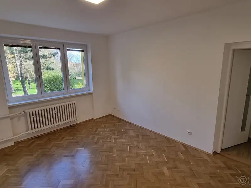 Pronájem bytu 1+1 42 m², Břeclav – náhled fotky 3