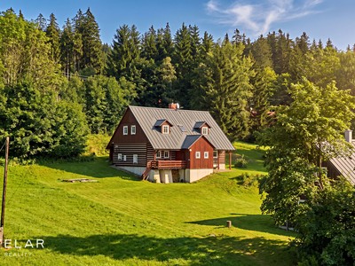 Prodej domu, 262 m² (2 z 32)